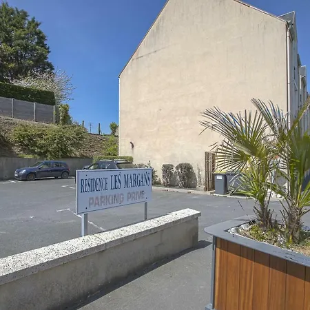Les Margans דירה *
